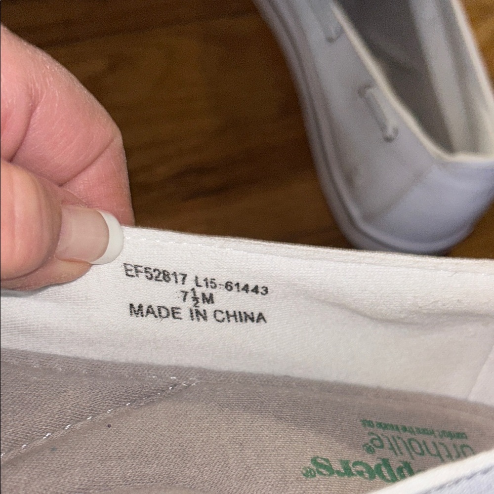 Grasshopper White Women's Slip-On Boat Loafers - Picture 8 of 8